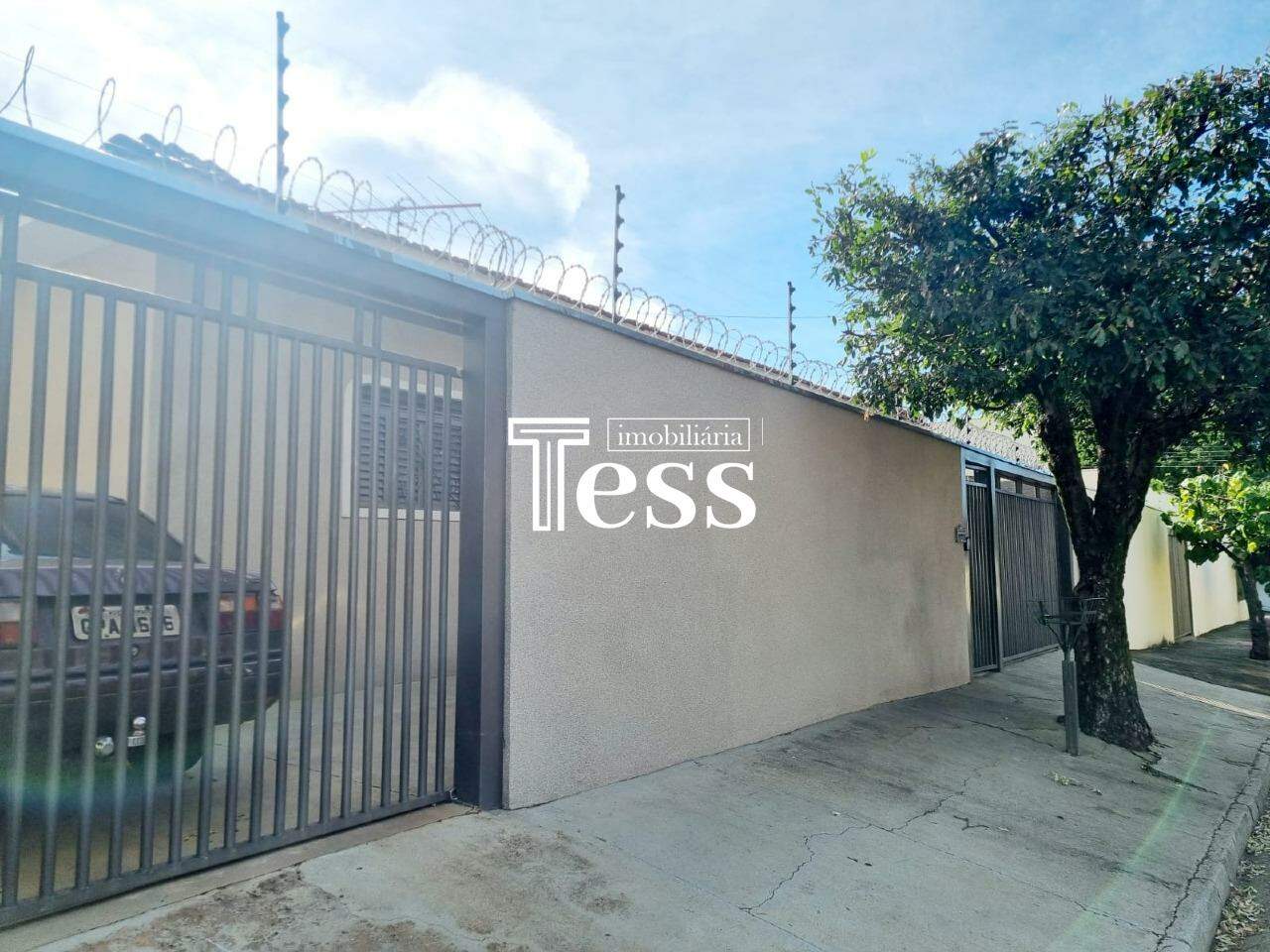 Casa com 4 quartos à venda, 165m² — foto 3 de 11