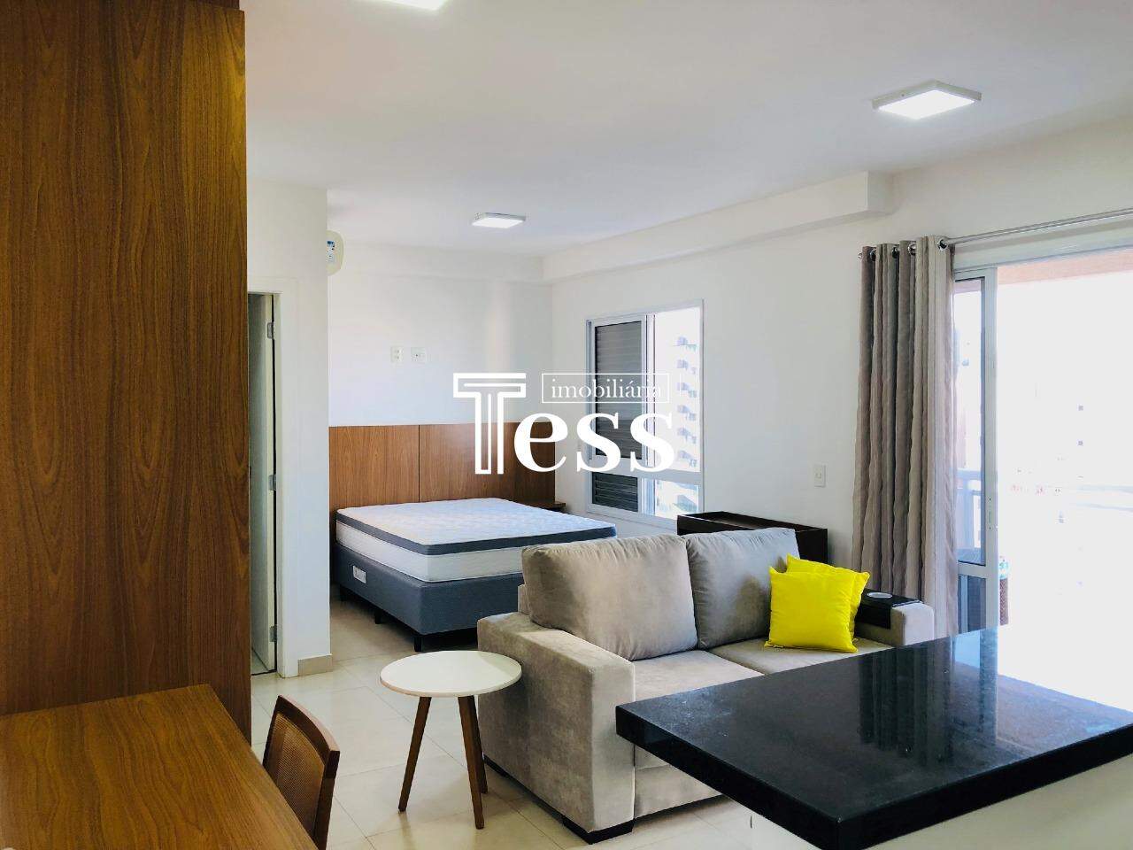 Apartamento com 1 quarto para aluguel, 40m² — foto 2 de 15