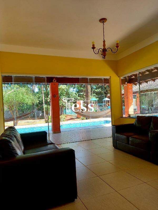 Fazenda / Sítio / Chácara com 3 quartos à venda, 450m² — foto 2 de 23