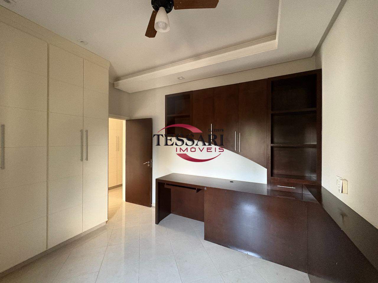 Casa de Condomínio com 4 quartos à venda, 420m² — foto 14 de 30