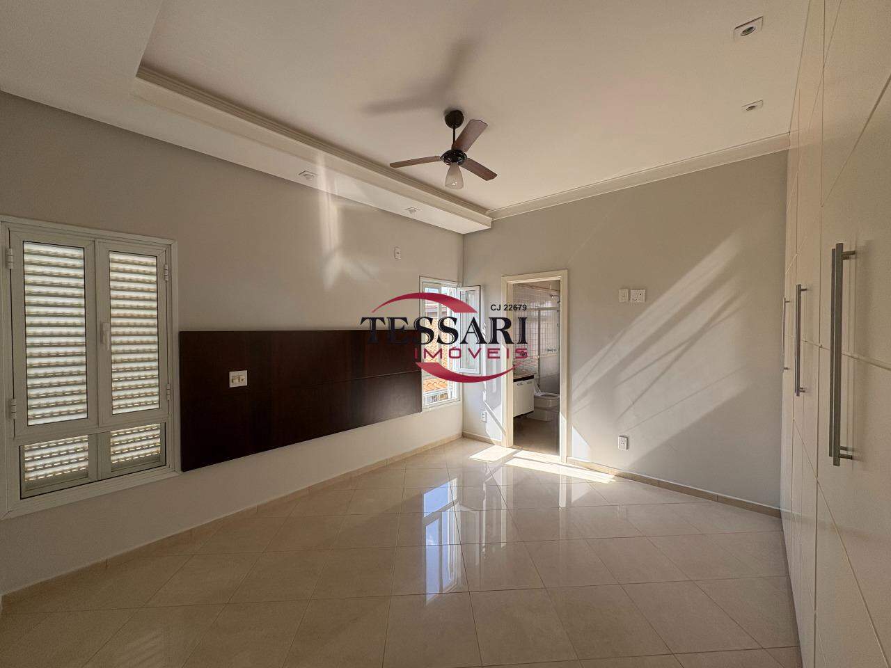 Casa de Condomínio com 4 quartos à venda, 420m² — foto 25 de 30