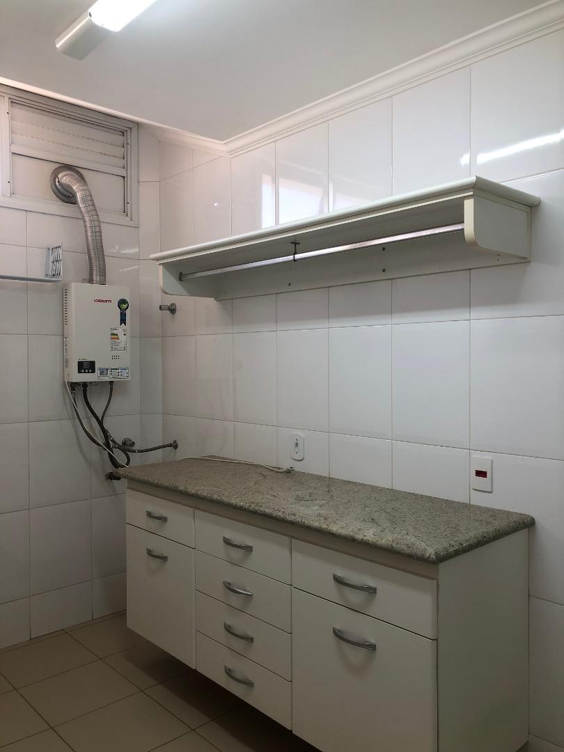 Apartamento com 4 quartos à venda, 300m² — foto 15 de 31