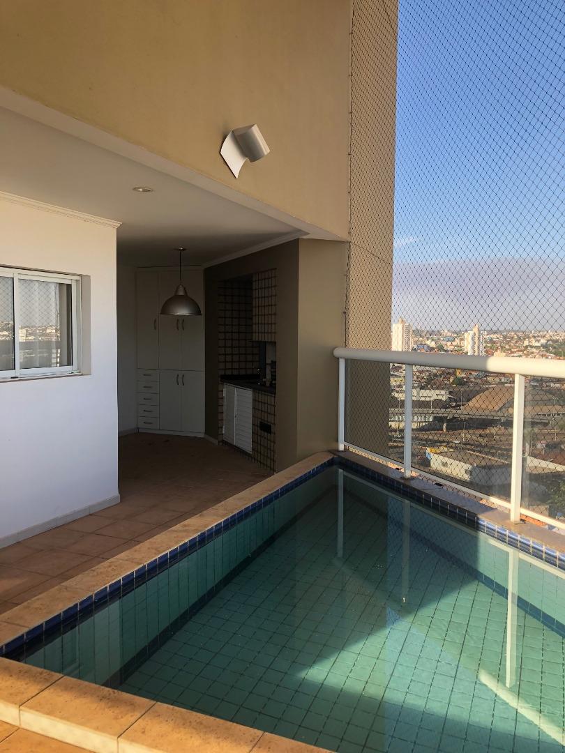 Apartamento com 4 quartos à venda, 300m² — foto 30 de 31