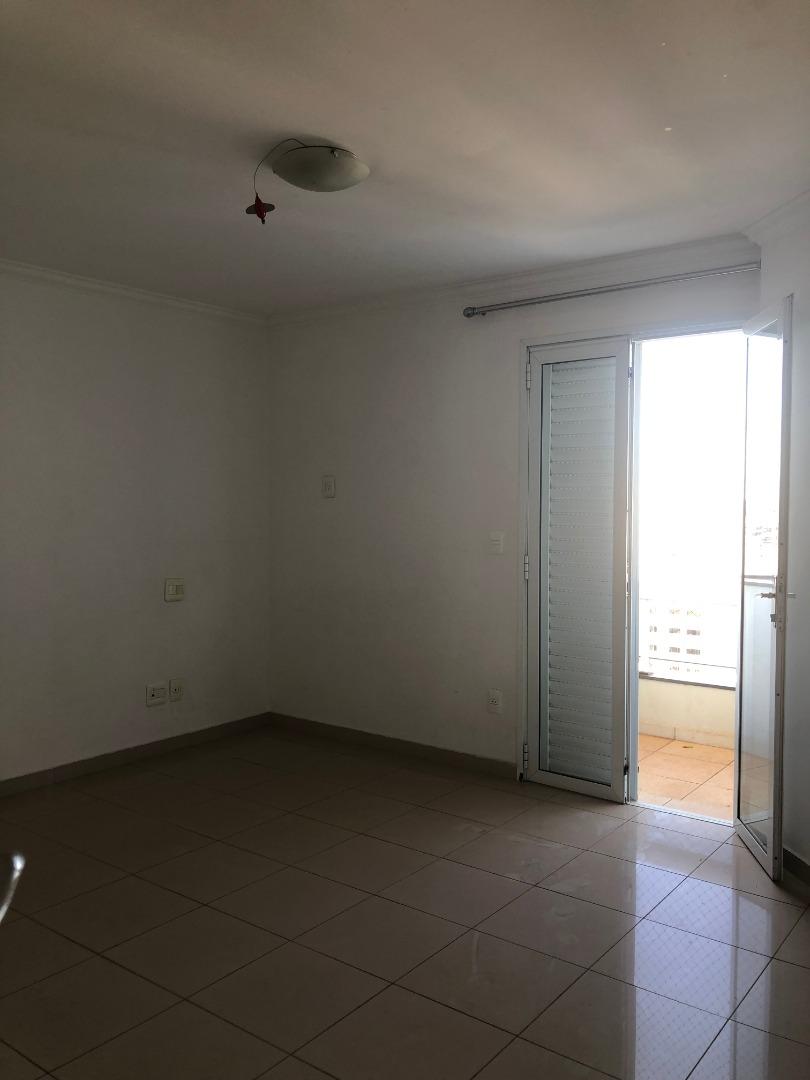 Apartamento com 4 quartos à venda, 300m² — foto 23 de 31