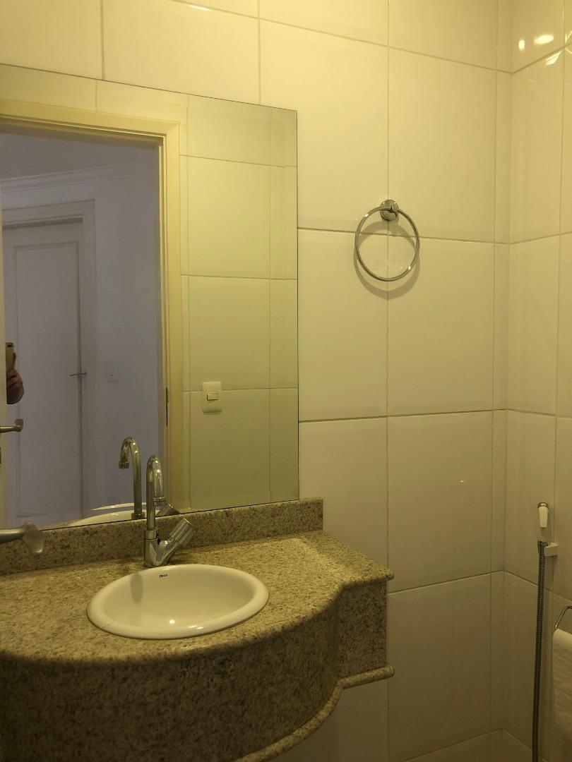 Apartamento com 4 quartos à venda, 300m² — foto 10 de 31