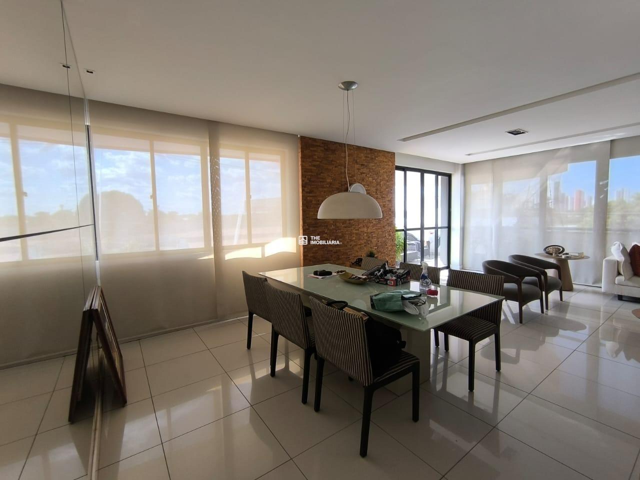 Apartamento à venda no Ilhotas: 