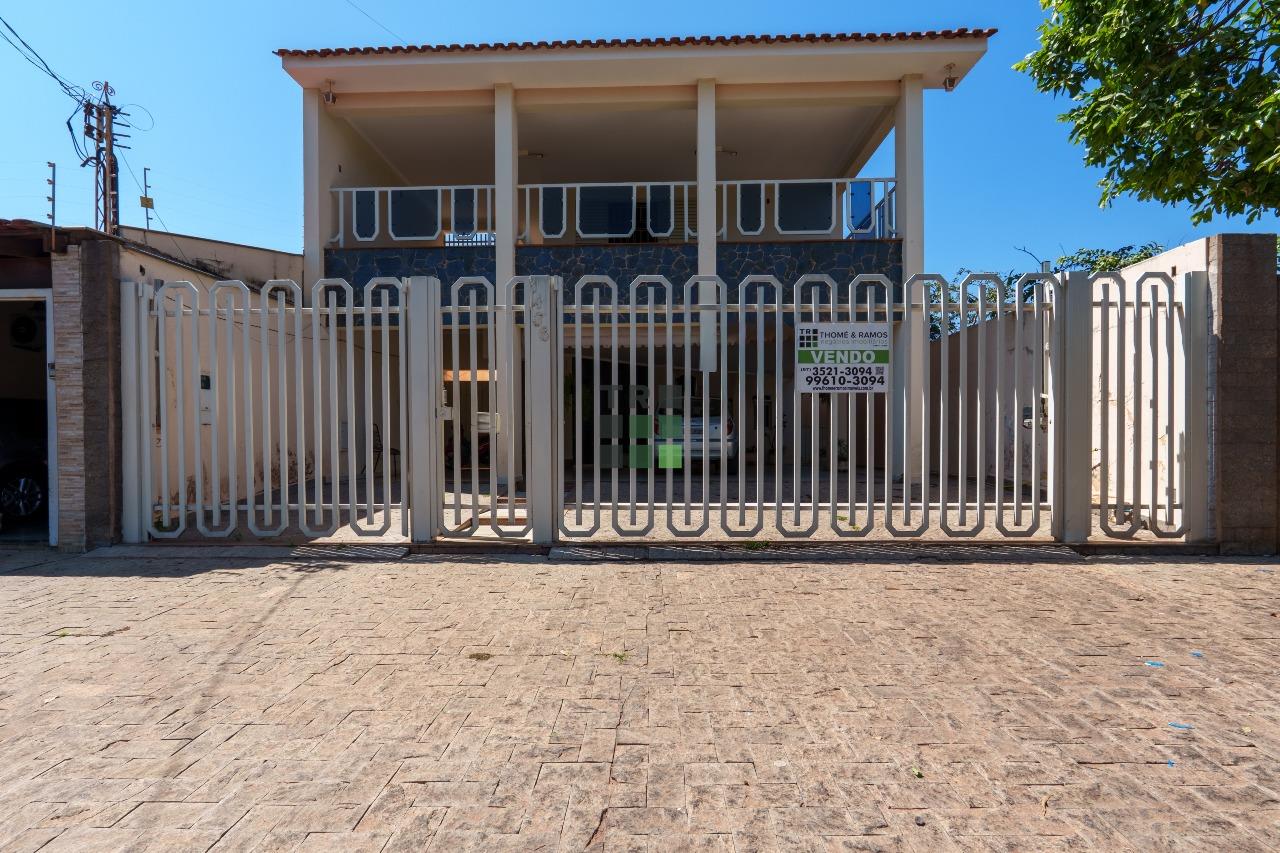 Casa 5 quartos 1 suíte à venda no Centro, em Três Lagoas: 
