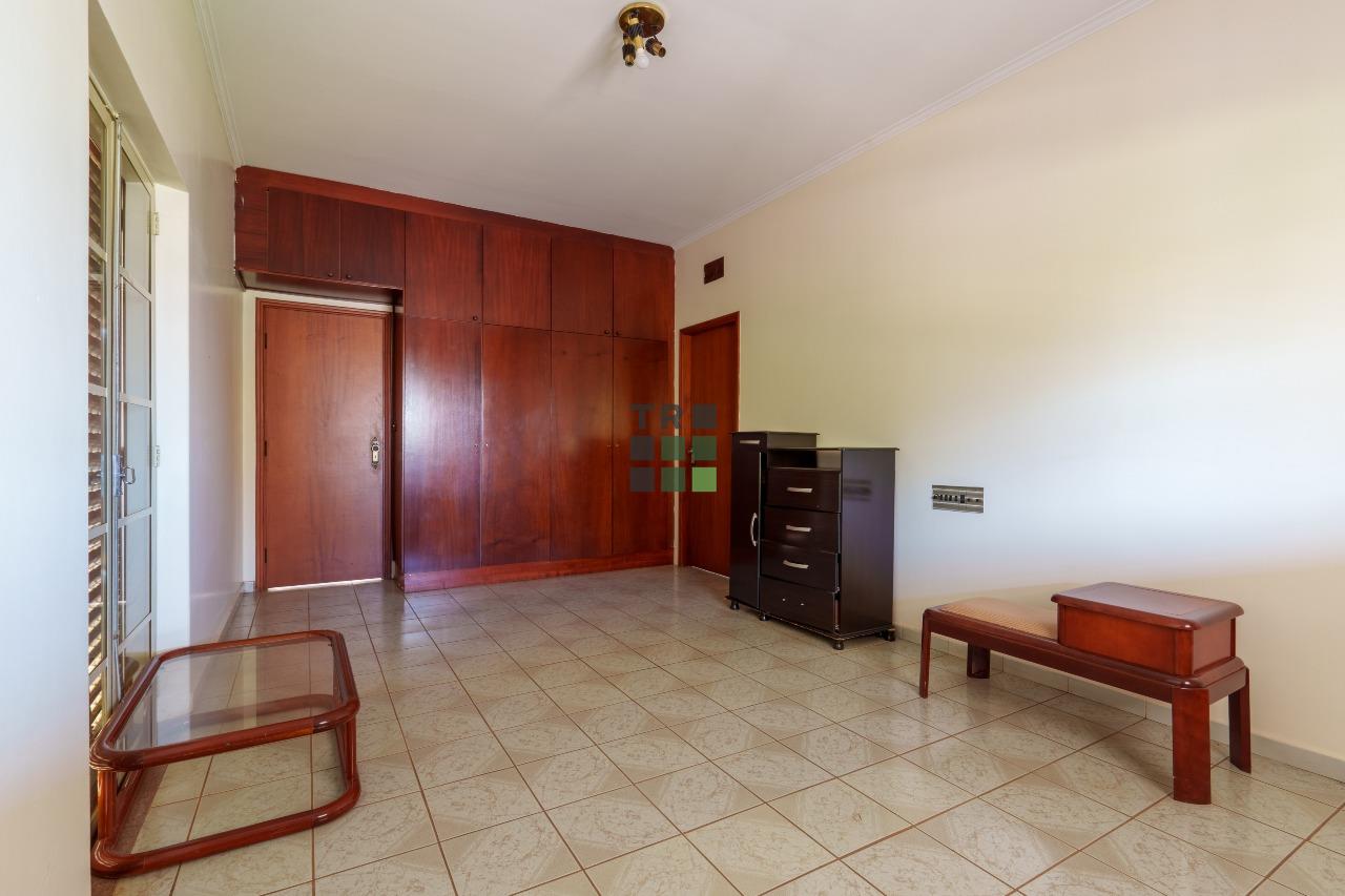 Casa 5 quartos 1 suíte à venda no Centro, em Três Lagoas: 
