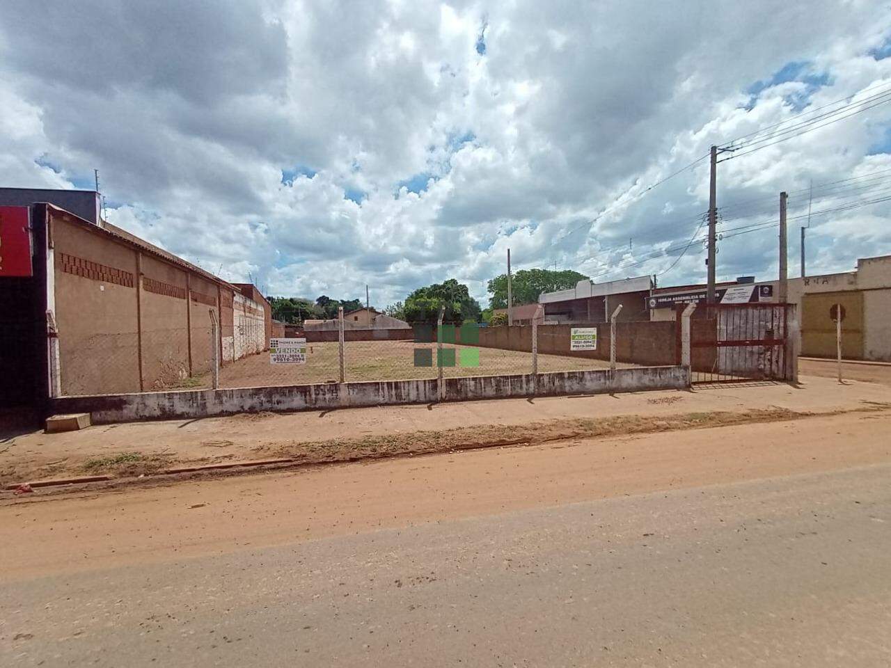 Terreno à venda no Vila Haro, em Três Lagoas: 