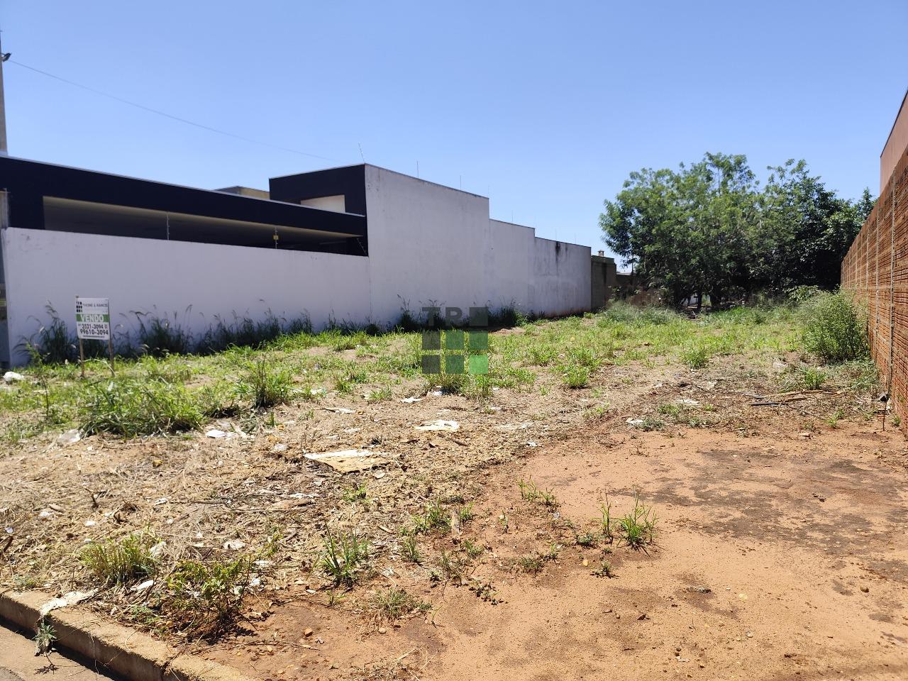 Terreno à venda no Parque das Mangueiras, em Três Lagoas: 