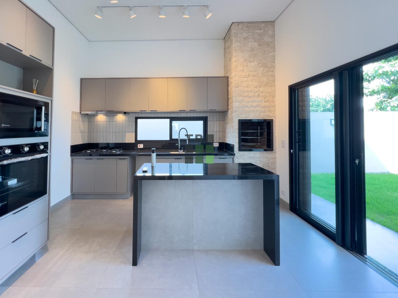 Casa em condomínio 3 quartos 3 suítes à venda Residencial Costa Leste no Residencial Costa Leste, em Três Lagoas: 