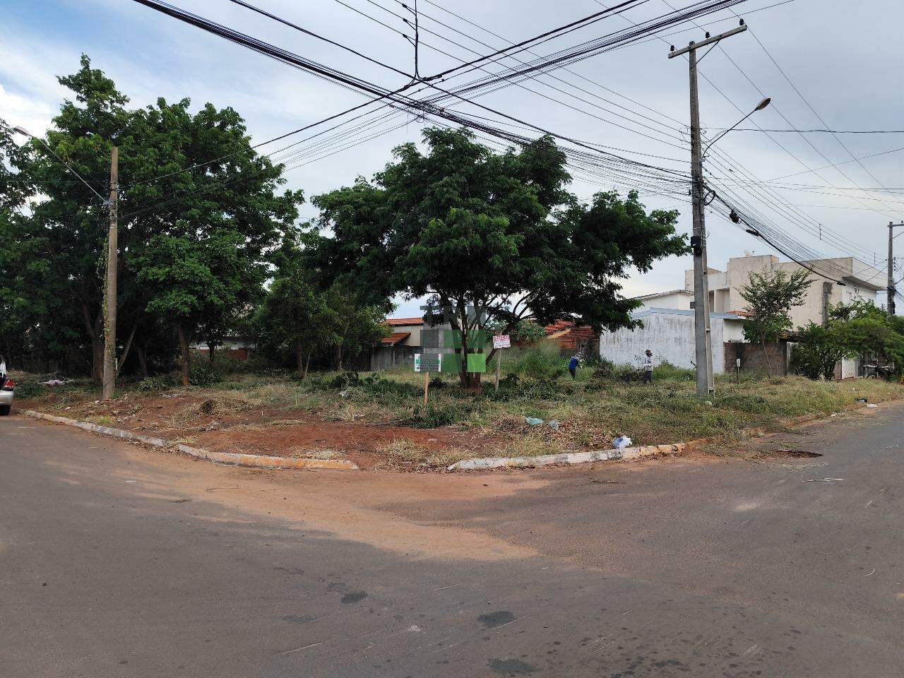 Terreno à venda no Jardim das Acácias, em Três Lagoas: 