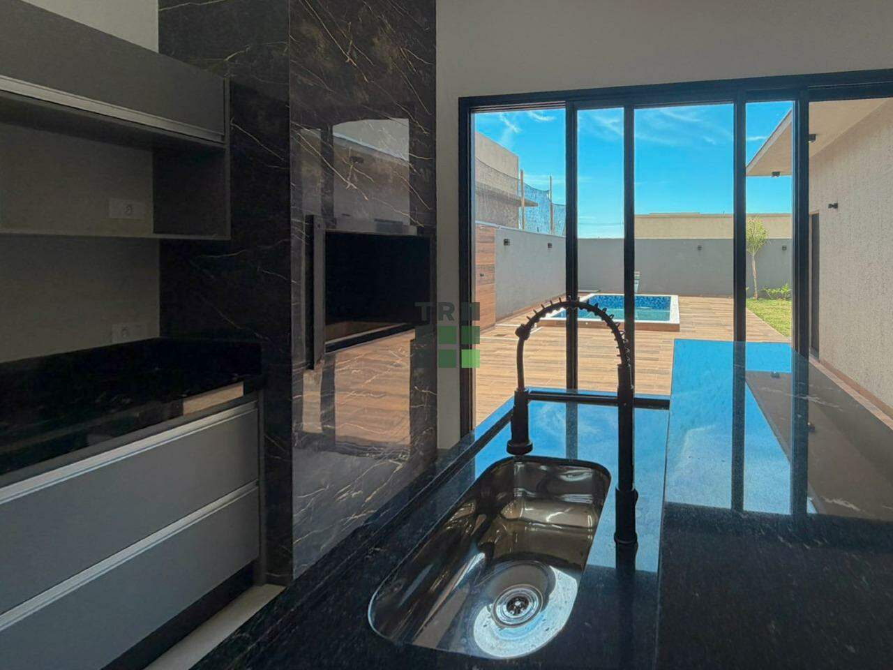 Casa em condomínio 3 quartos 3 suítes à venda Residencial Villa de León no Villa de León, em Três Lagoas: 