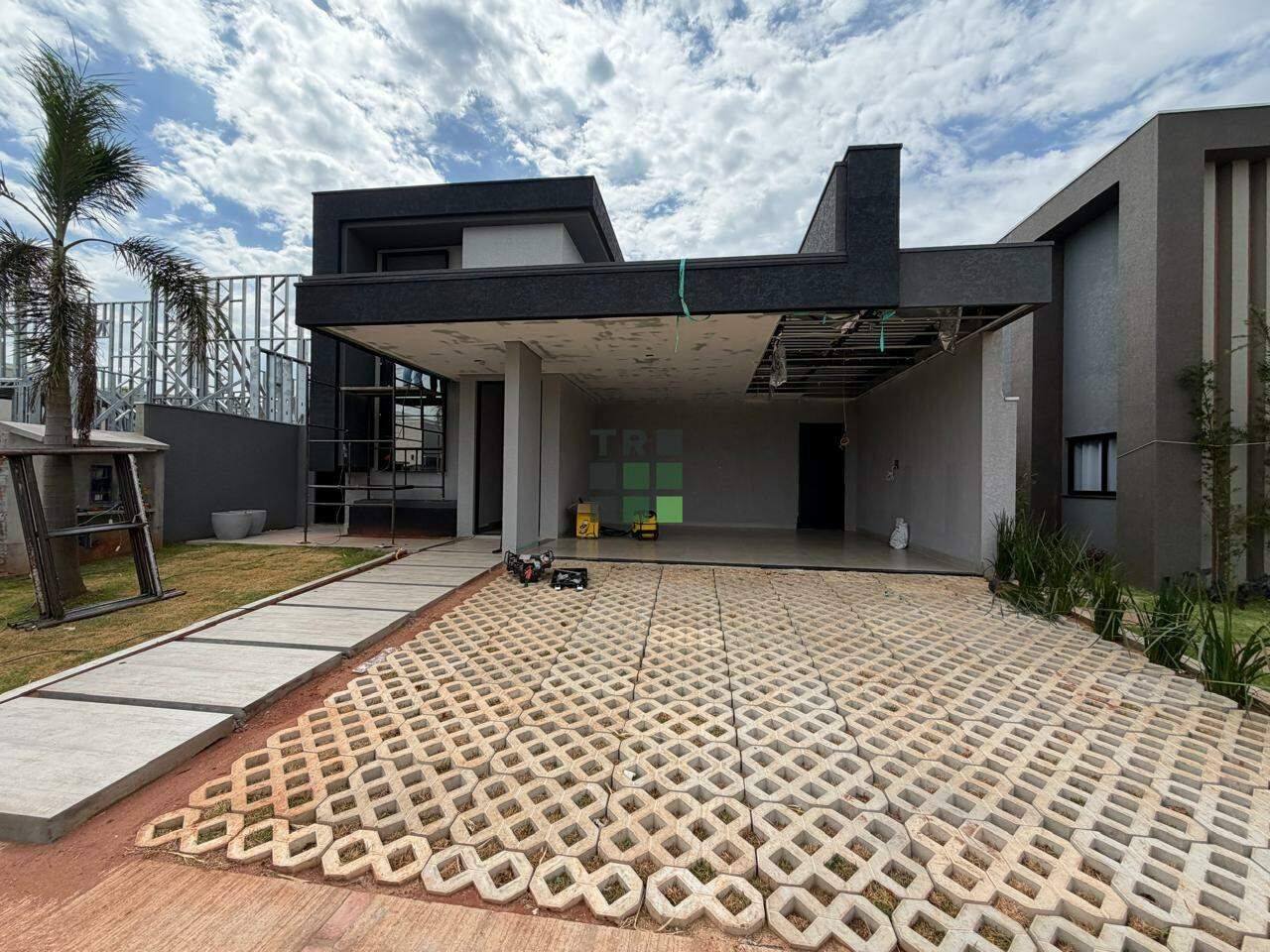 Casa em condomínio 3 quartos 3 suítes à venda Residencial Villa de León no Villa de León, em Três Lagoas: 