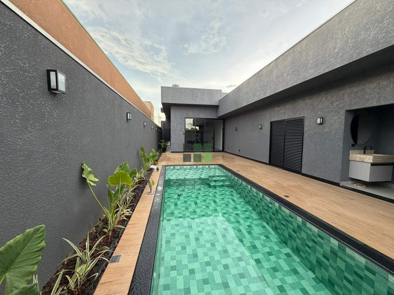 Casa em condomínio 3 quartos 3 suítes à venda Residencial Villa de León no Villa de León, em Três Lagoas: 