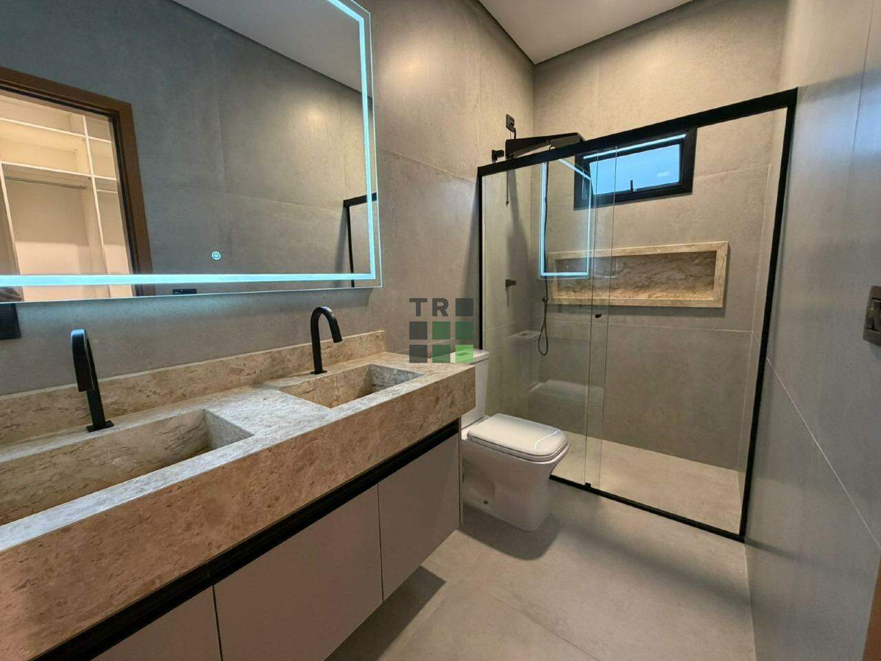 Casa em condomínio 3 quartos 3 suítes à venda Residencial Villa de León no Villa de León, em Três Lagoas: 