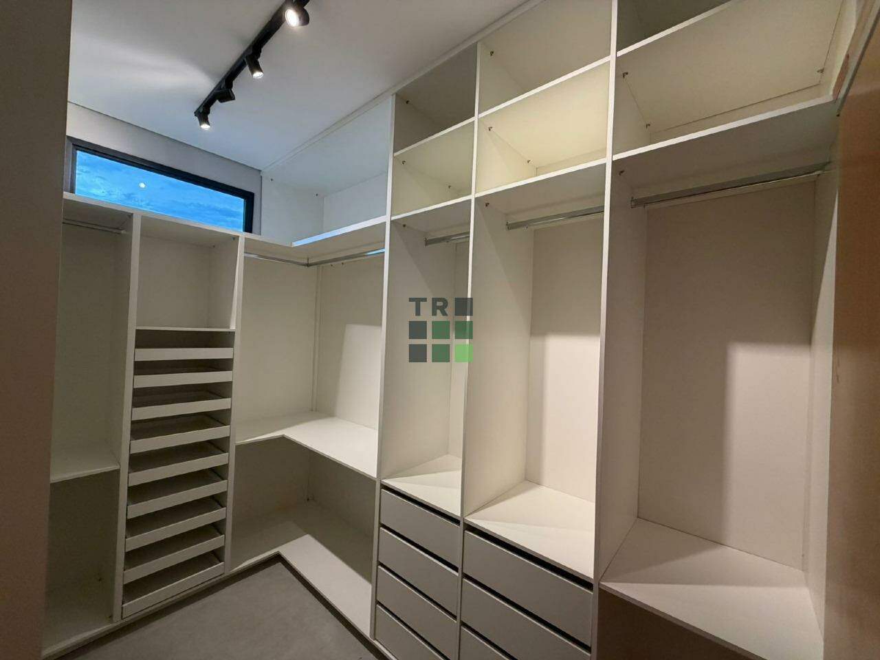 Casa em condomínio 3 quartos 3 suítes à venda Residencial Villa de León no Villa de León, em Três Lagoas: 