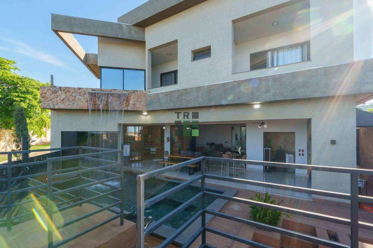 Casa em condomínio 5 quartos 3 suítes à venda Village do Lago Residence no Village do Lago, em Três Lagoas: 