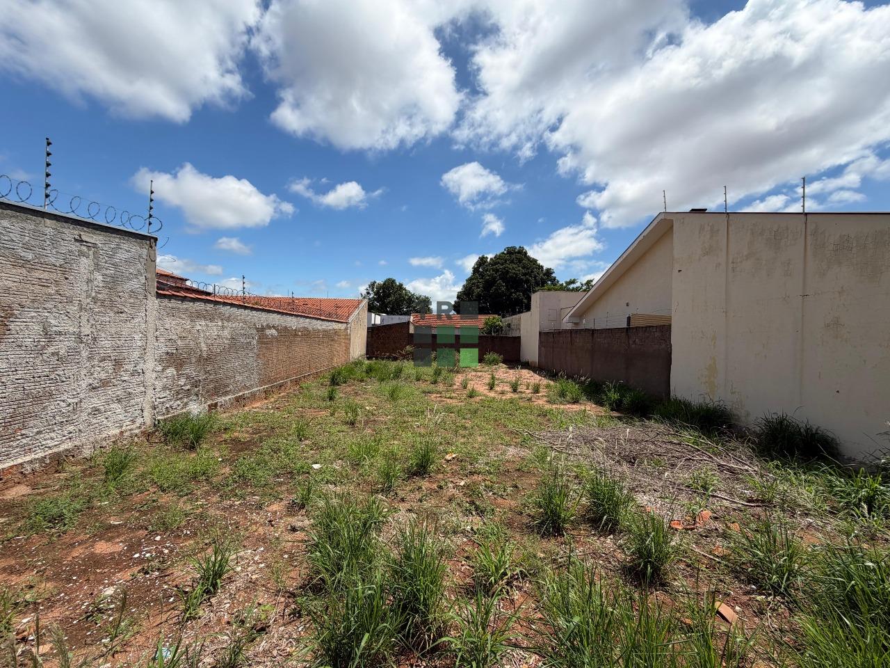 Terreno à venda no Interlagos, em Três Lagoas: 