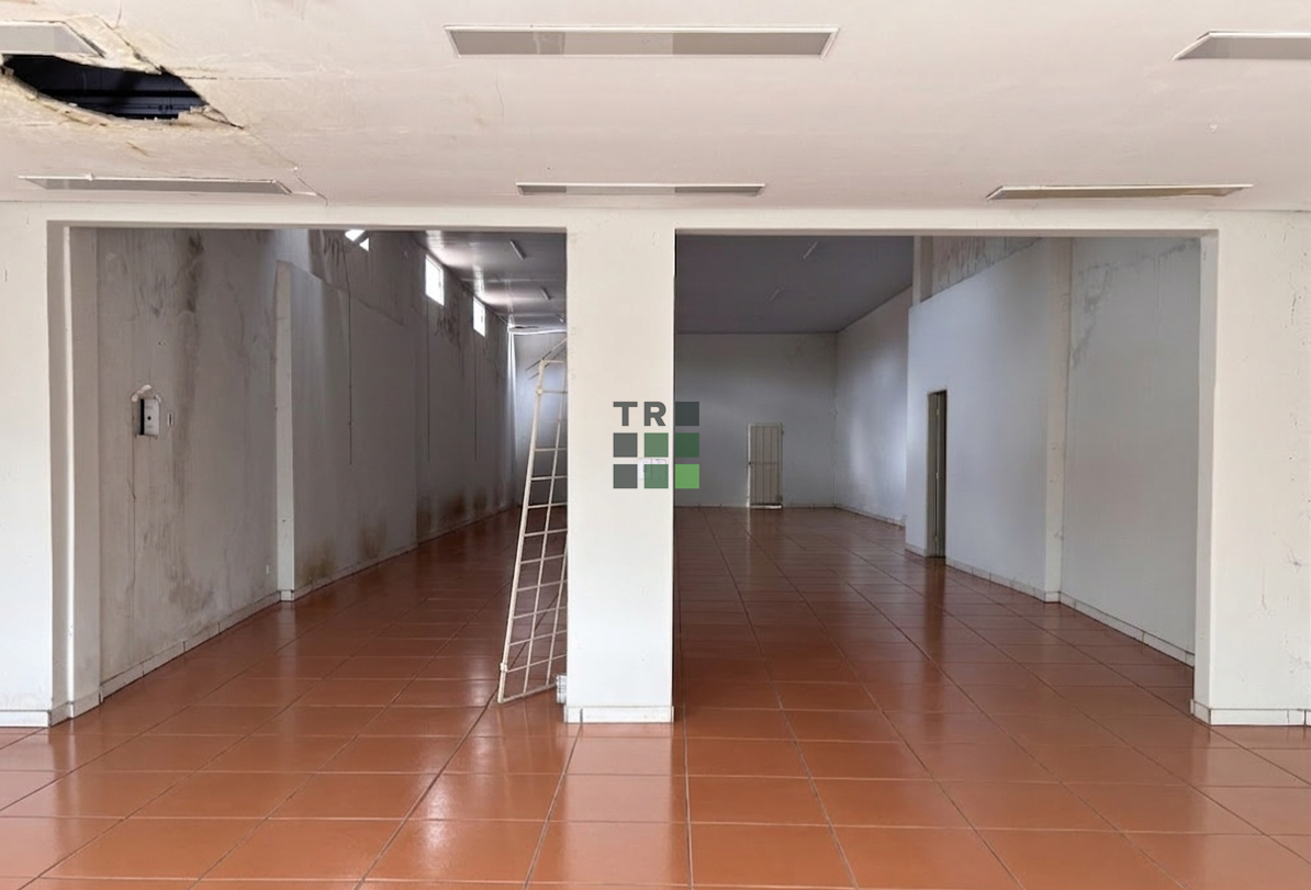 Ponto/Salão Comercial à venda no Centro, em Três Lagoas: 