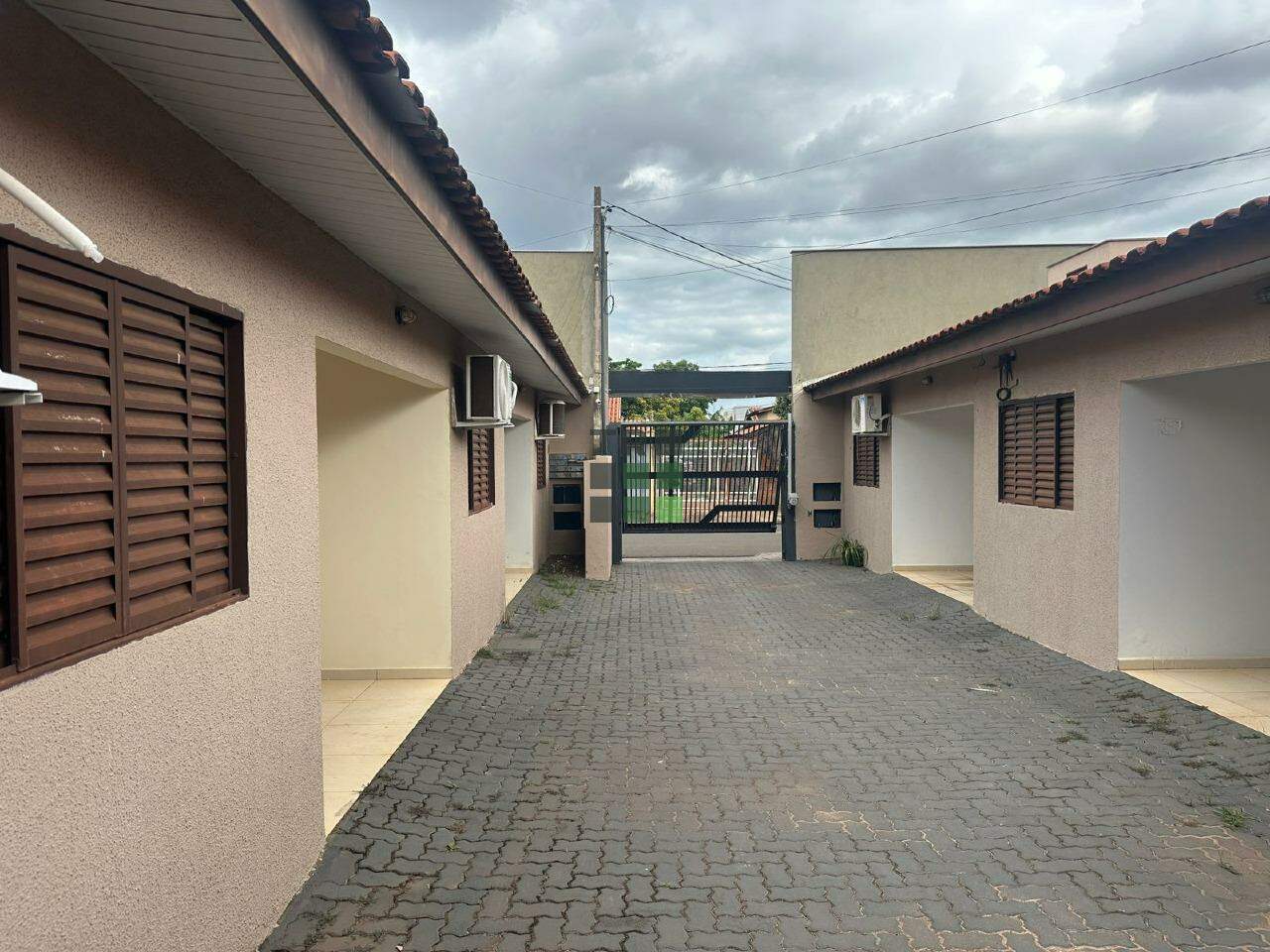 Kitnet 7 quartos 1 suíte à venda no Jardim Dourados, em Três Lagoas: 