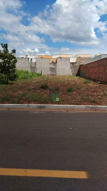 Terreno à venda no Vila Guanabara, em Três Lagoas: 