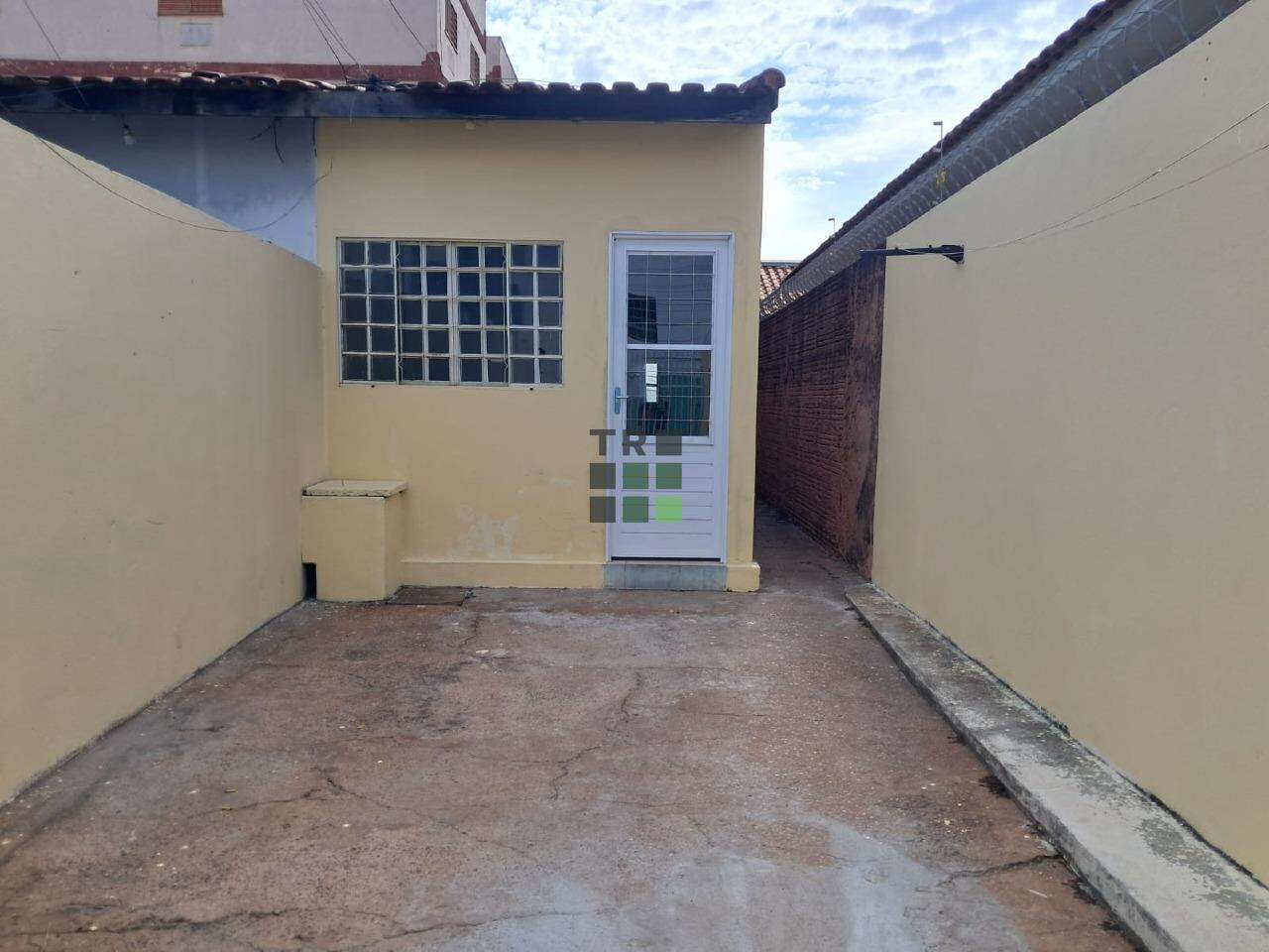 Kitnet 1 quarto à venda no Centro, em Três Lagoas: 