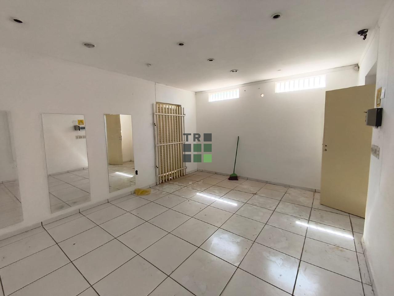 Ponto/Salão Comercial à venda no Centro, em Três Lagoas: 