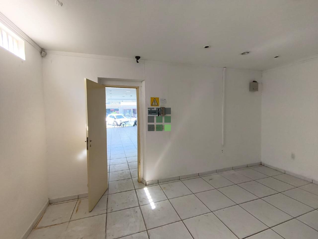 Ponto/Salão Comercial à venda no Centro, em Três Lagoas: 