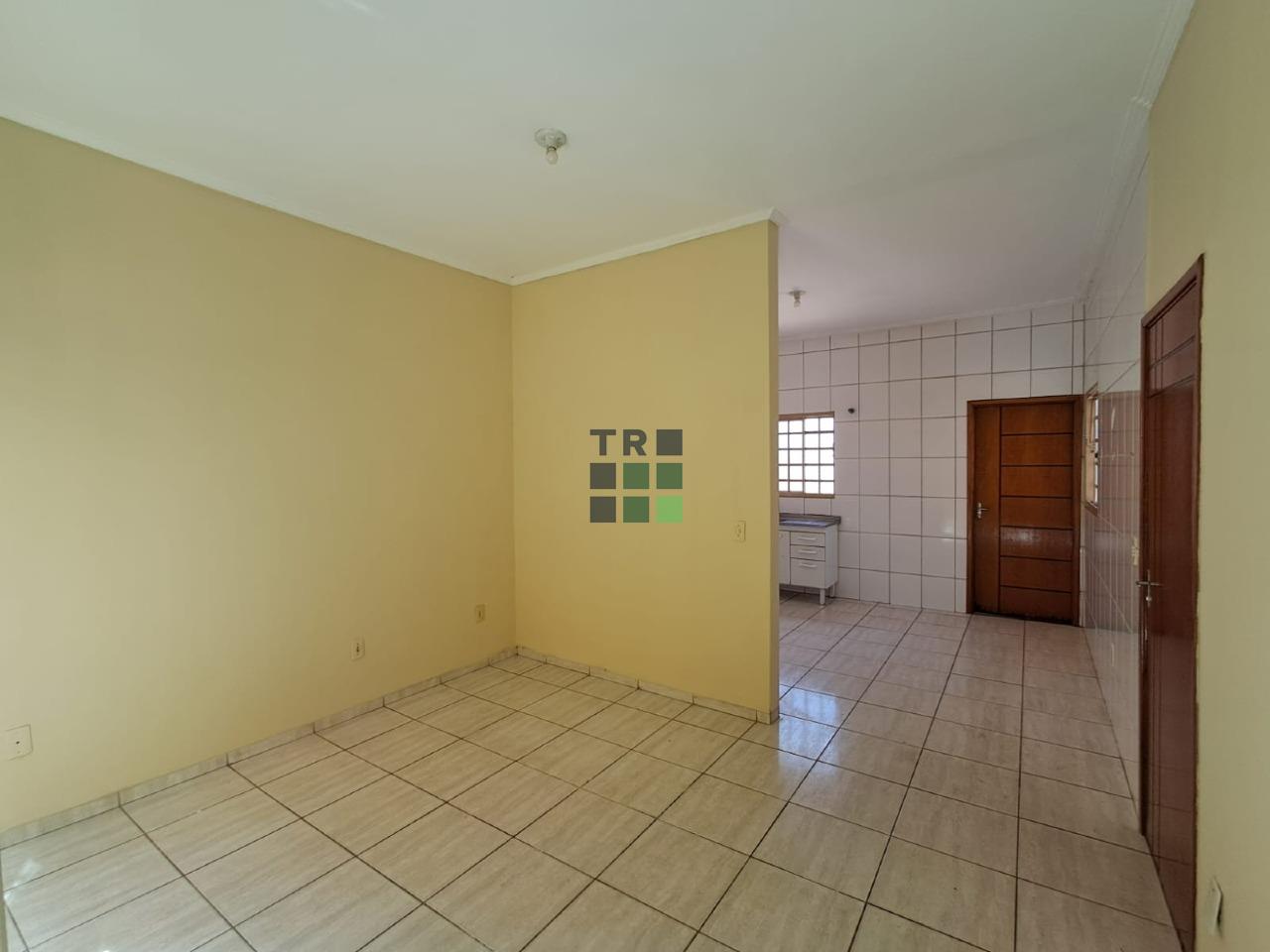 Casa 3 quartos 1 suíte para aluguel no Centro, em Três Lagoas: 