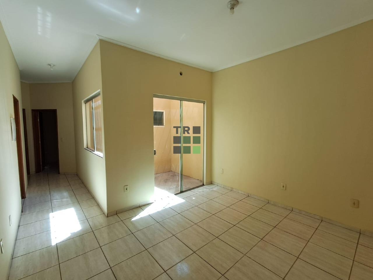 Casa 3 quartos 1 suíte para aluguel no Centro, em Três Lagoas: 