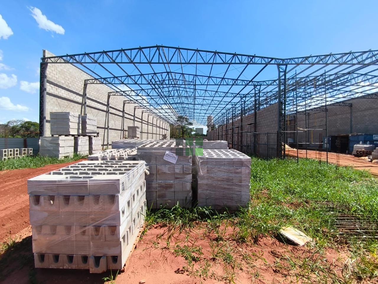 Barracão / Galpão para aluguel no Distrito Industrial, em Três Lagoas: 