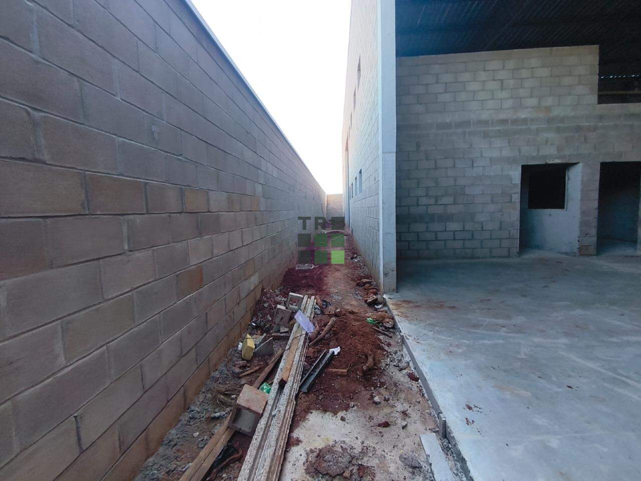 Barracão / Galpão para aluguel no Distrito Industrial, em Três Lagoas: 