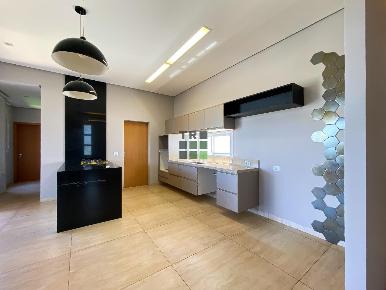 Casa em condomínio 3 quartos 3 suítes para aluguel Terras de Jupiá no Parque das Mangueiras, em Três Lagoas: 