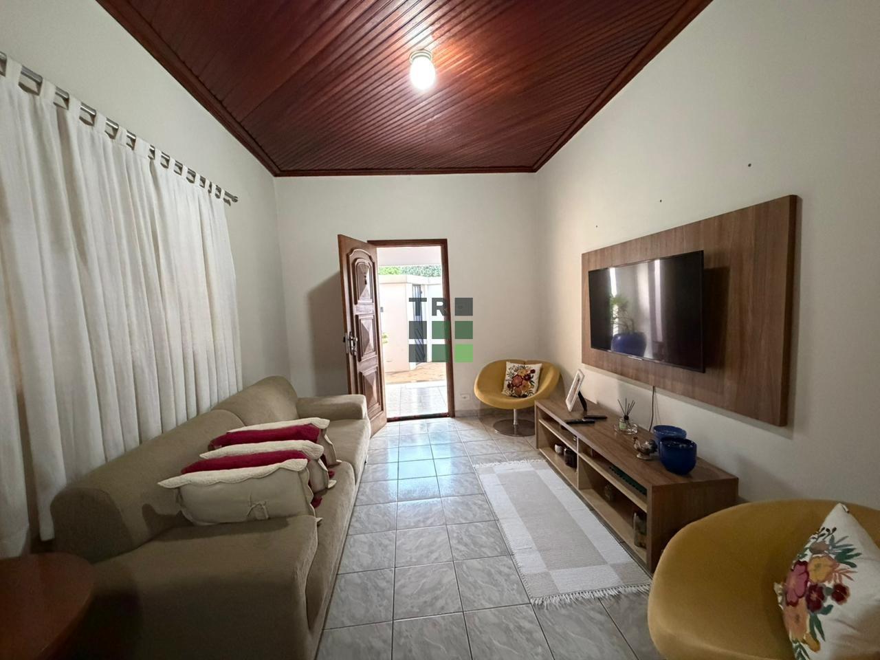 Casa 3 quartos 1 suíte à venda no Centro, em Três Lagoas: 