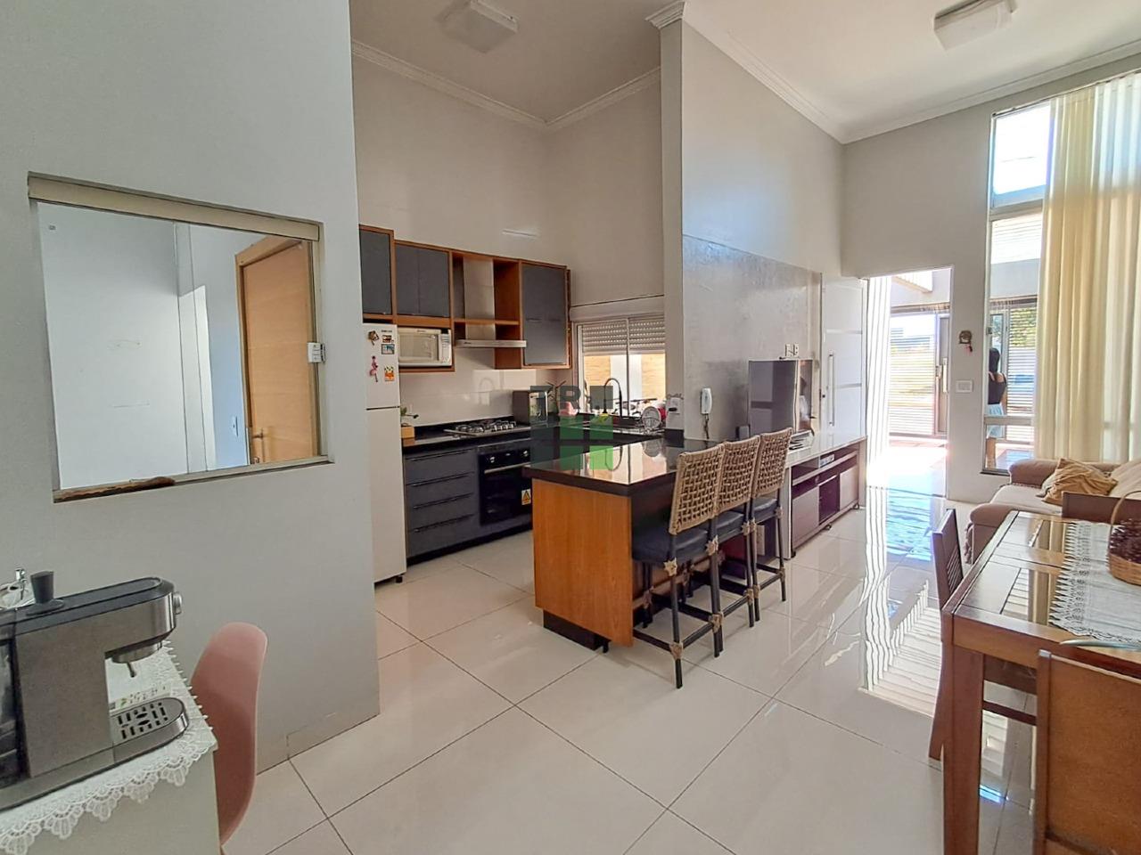 Casa 2 quartos 1 suíte para aluguel no Quinta da Lagoa, em Três Lagoas: 