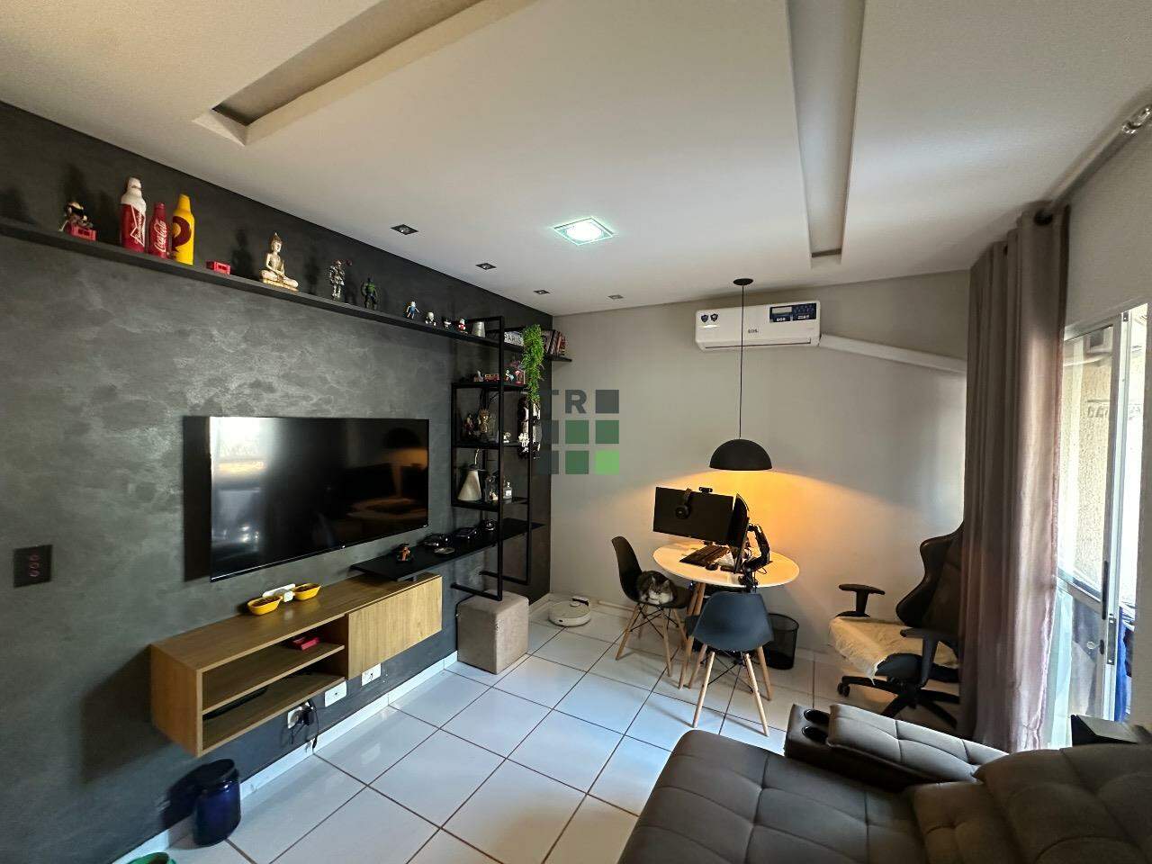 Apartamento 2 quartos para aluguel Parque Cambuí Condomínio Clube no Jardim Alvorada, em Três Lagoas: 