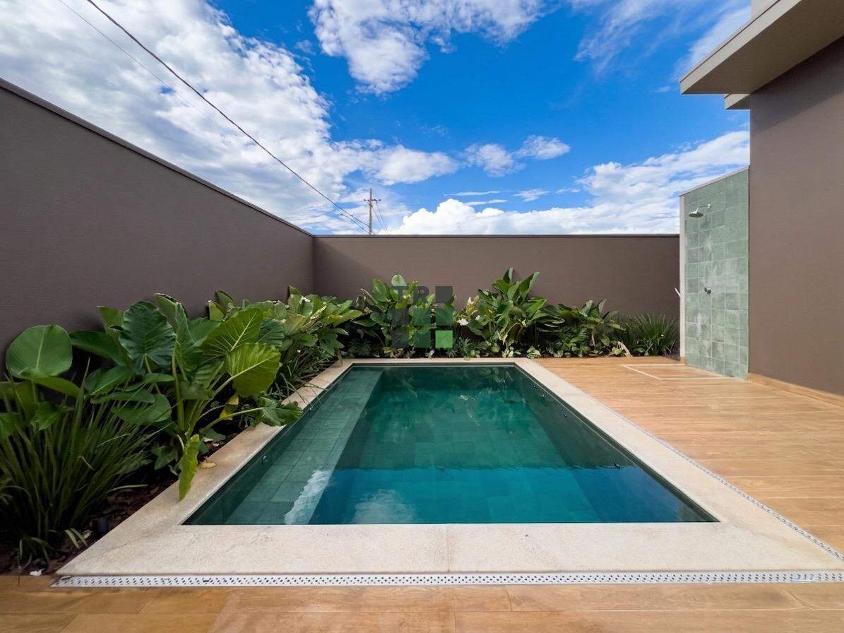 Casa em condomínio 3 quartos 3 suítes à venda Residencial Villa de León no Portal das Araras, em Três Lagoas: 