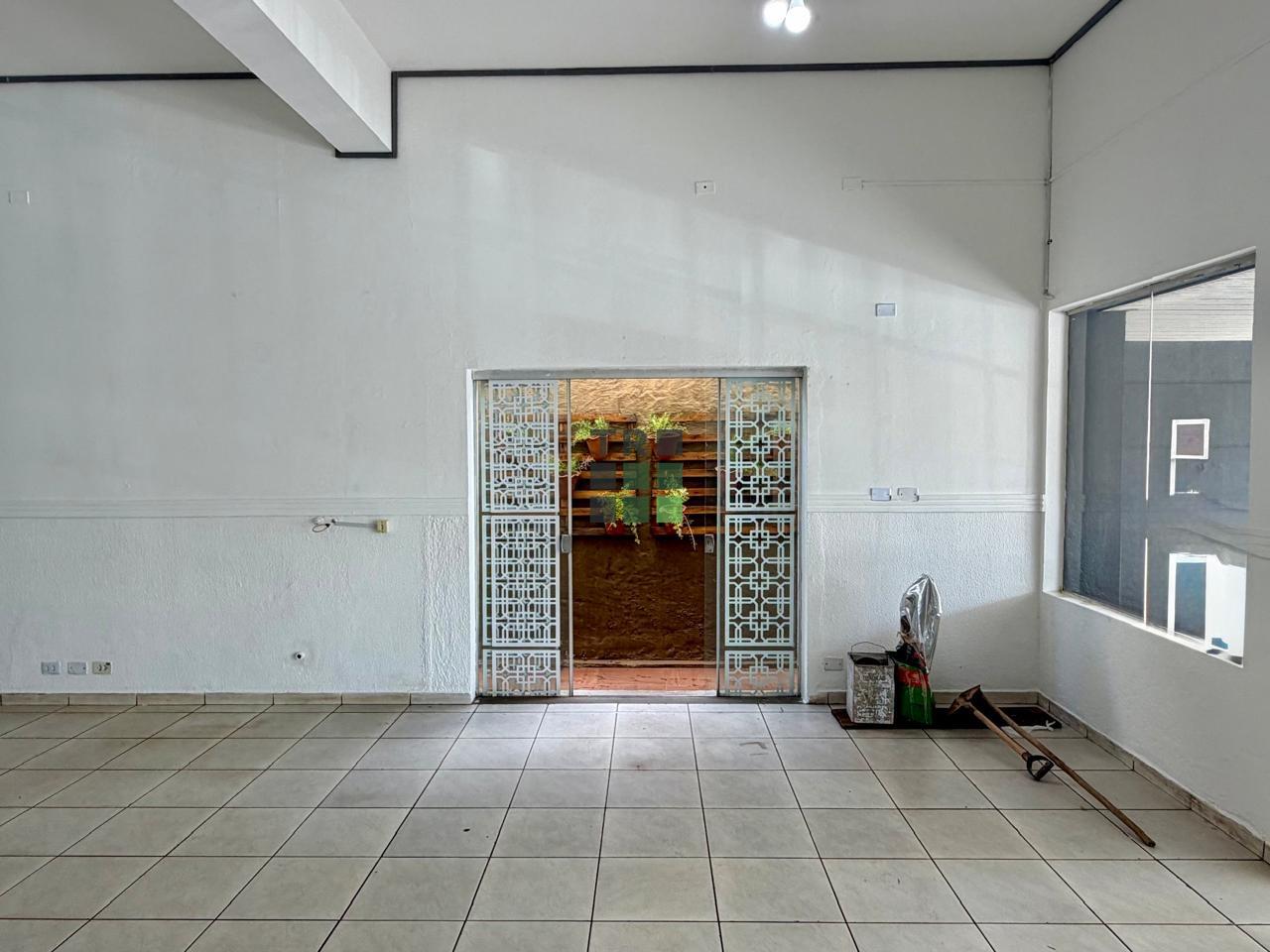 Ponto/Salão Comercial para aluguel no Centro, em Três Lagoas: 