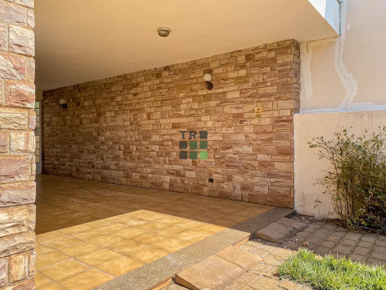 Ponto/Salão Comercial 3 quartos 2 suítes à venda no Centro, em Três Lagoas: 