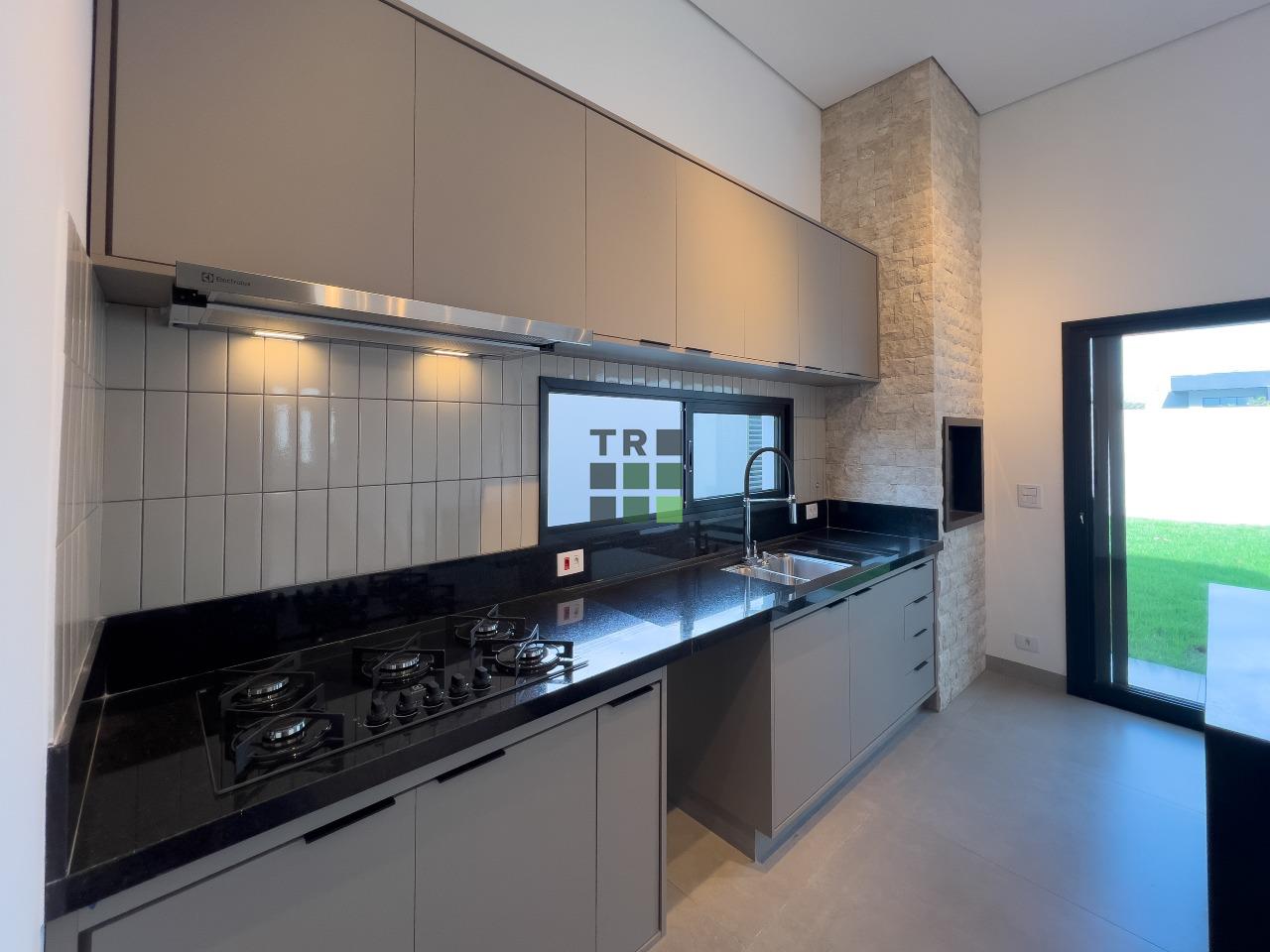 Casa em condomínio 3 quartos 3 suítes à venda Residencial Costa Leste no Residencial Costa Leste, em Três Lagoas: 