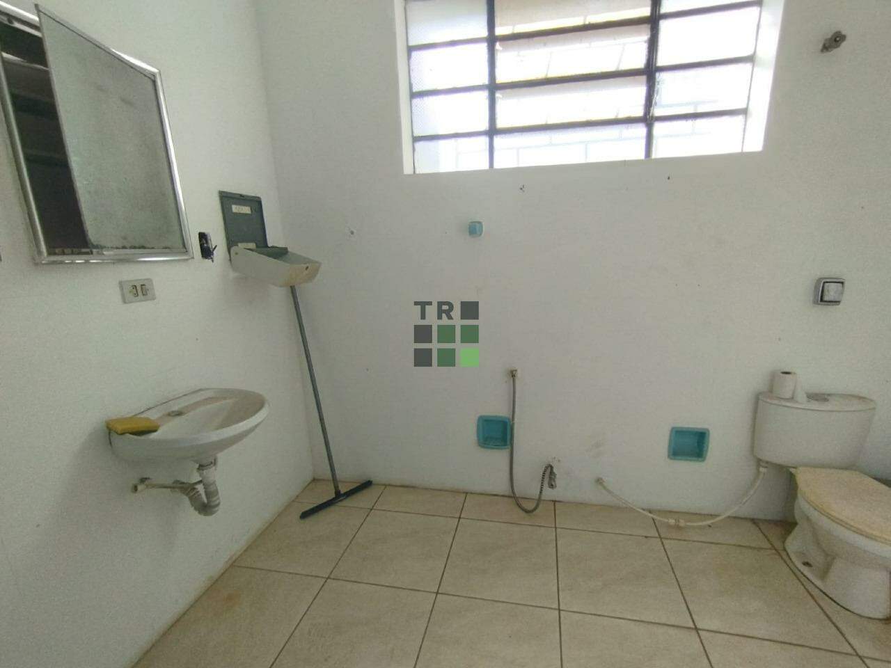 Ponto/Salão Comercial 3 quartos para aluguel no Centro, em Três Lagoas: 