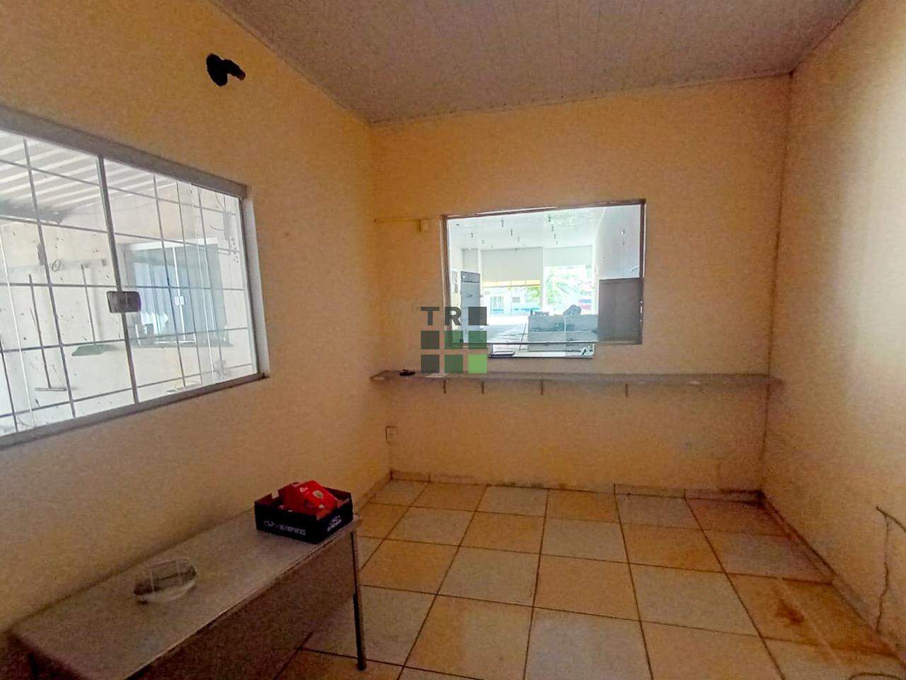 Ponto/Salão Comercial para aluguel no Centro, em Três Lagoas: 