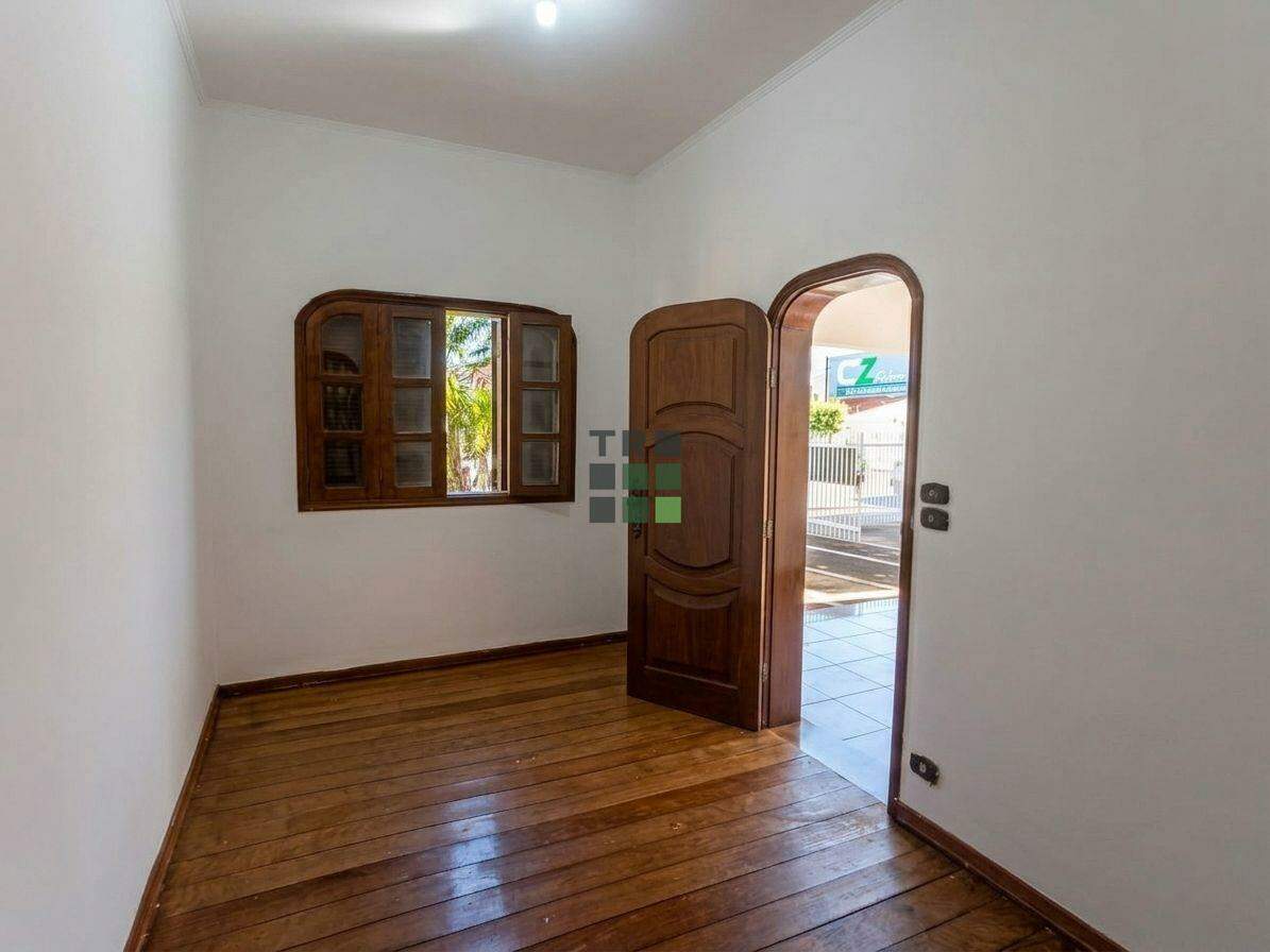 Casa 3 quartos 3 suítes para aluguel no Centro, em Três Lagoas: 
