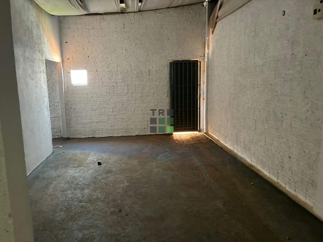 Ponto/Salão Comercial para aluguel no Vila Haro, em Três Lagoas: 