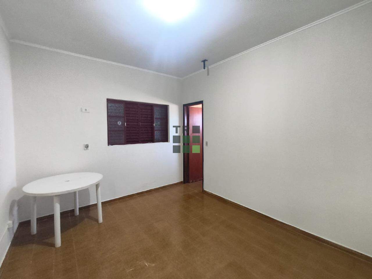 Apartamento 2 quartos 2 suítes para aluguel no Centro, em Três Lagoas: 