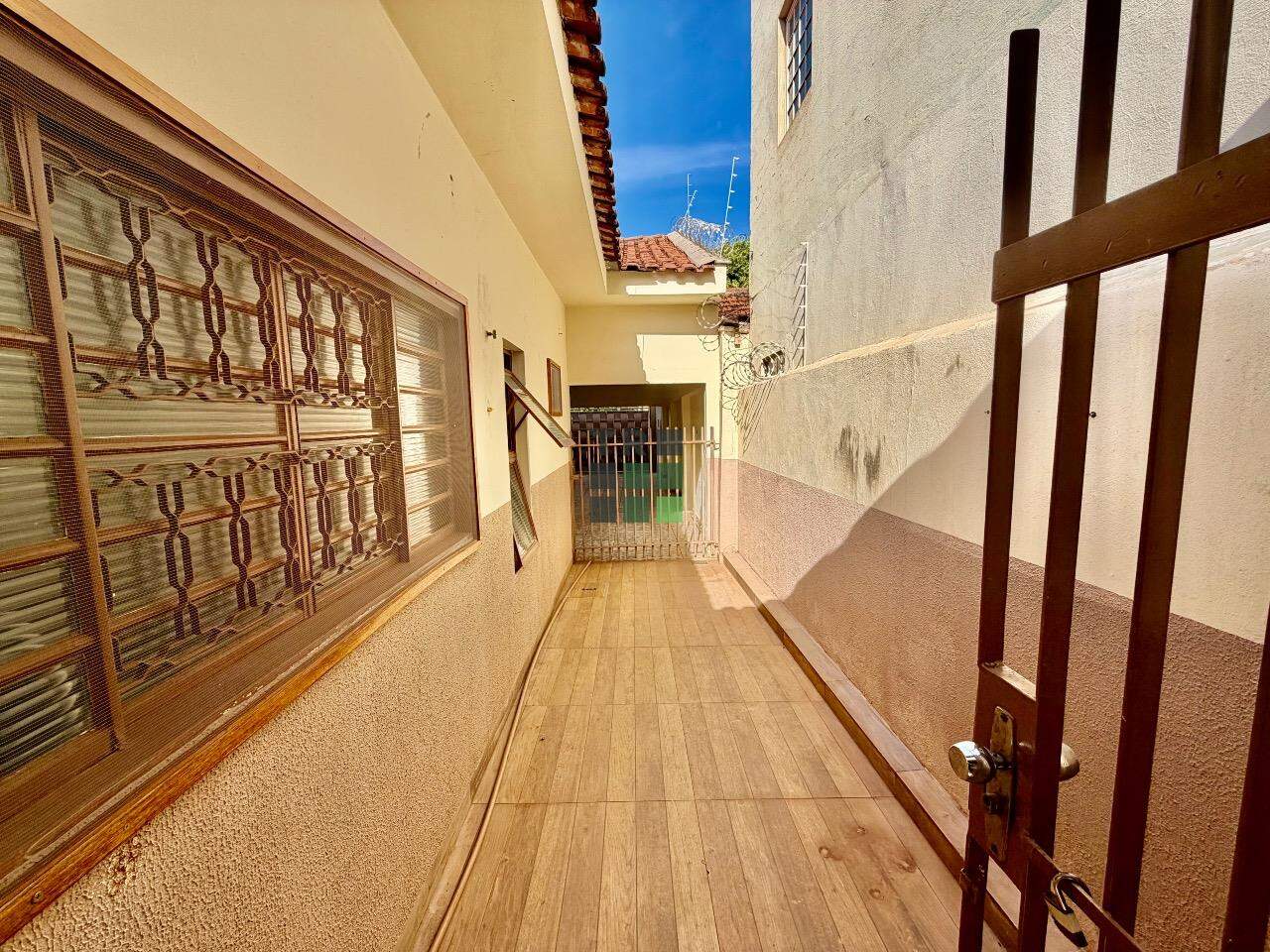 Casa 4 quartos 1 suíte para aluguel no Lapa, em Três Lagoas: 