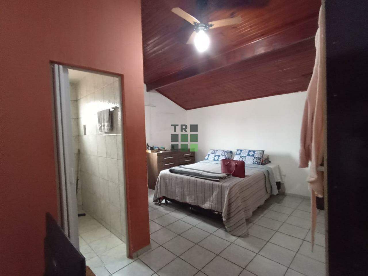 Casa 5 quartos 4 suítes para aluguel no Jardim Alvorada, em Três Lagoas: 