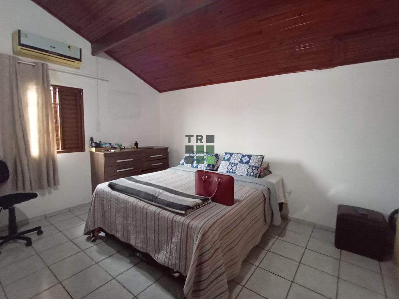 Casa 5 quartos 4 suítes para aluguel no Jardim Alvorada, em Três Lagoas: 