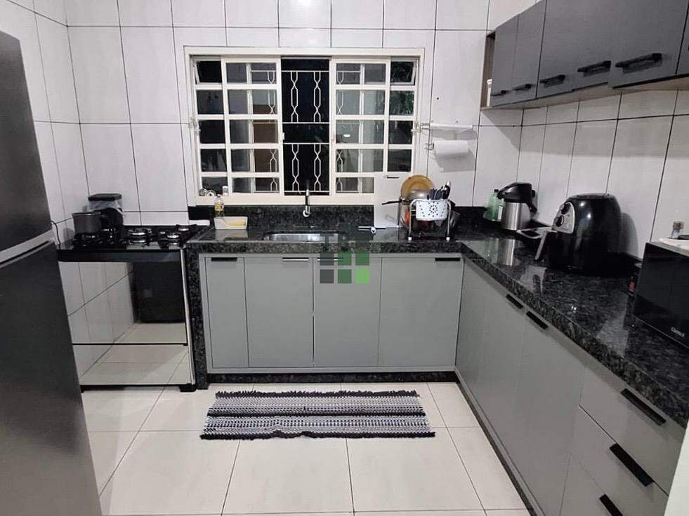 Casa 3 quartos 1 suíte para aluguel no Jardim Primaveril, em Três Lagoas: 